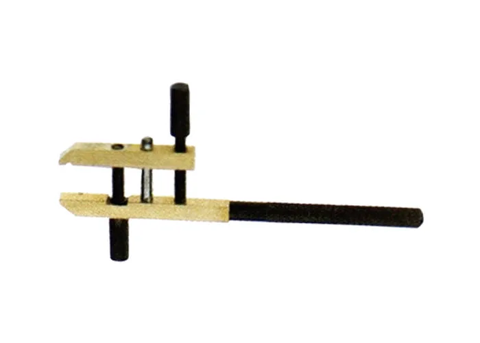 jewellery-handwise-narrow-jaws