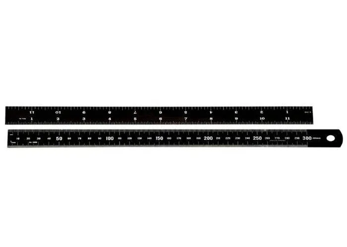 rulers-black-chrome rulers-hook-rule